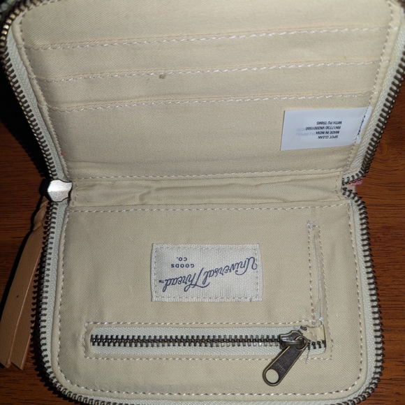 Colorful Geometric Textured Pouch - Picture 3 of 3